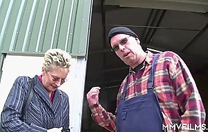 Mature wife loves to please lonely farmers