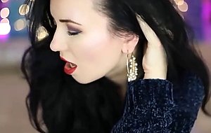 Excited Shy Dumpster Loves To Show Off On Cam