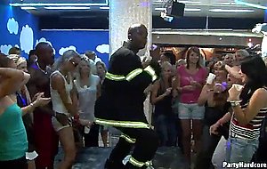 Partyhard