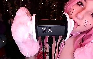 Sexy kitty lick