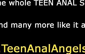 Teen amateur has anal sex