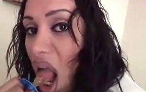 Bareback nailing a wet tranny bottom