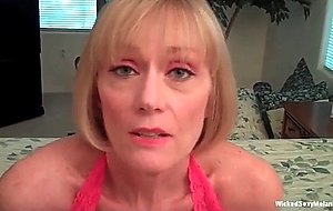 Blonde granny melanie 5