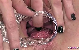 Horny milf enjoys hardcore solo pussy gaping 