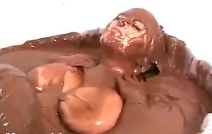 Chocolate pudding play 