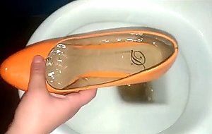 Piss in orange heels 