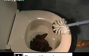 Girl pooping on the toilet 