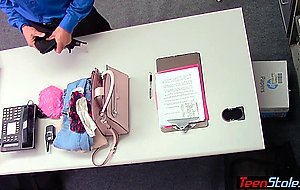 Flexible teen shoplifter punish...