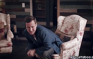 Things go terribly wrong for 18yo teen Lana Sharapova