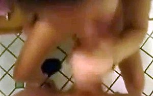 Amateur girlfriend in public lockerroom