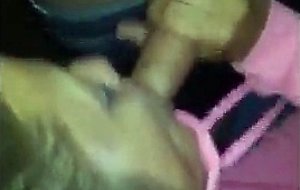 Teen gives an amazing bj