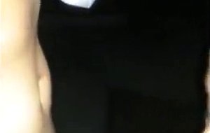 Teen gives an amazing bj
