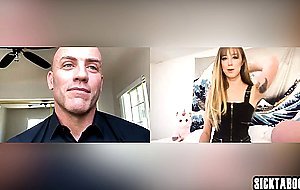 Sexy blonde teen pleased perverted guy after posing