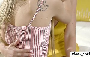 Pretty and hot stepdaughter Scarlett licking her stepmom 69 position