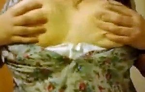Busty wife plays with her beautifull big boobs