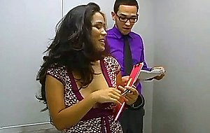 Elevator quickie