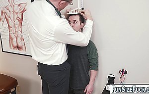 Checking Danny Wilcoxx ass while...