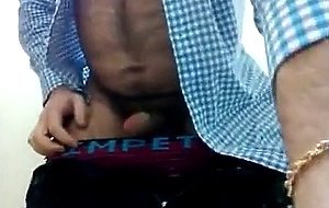 vid799