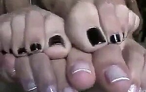 Sexy dual latina feet on cam