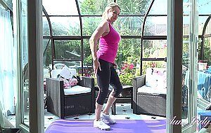 Auntjudys, busty 42yr-old jade's honey workout