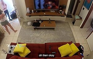 Hot wife thay ksada was recognized by the delivery man, she lets him suck her on the living