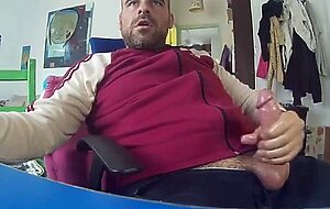 Big-Cock Bear Masturbating on Webcam