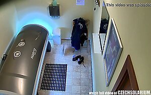 beautiful teen pussy in solarium