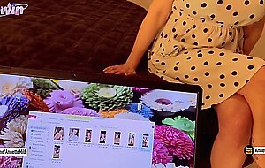 I found pictures of my naked stepmom