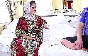 Dagfs - arabic chick nadia ali tastes white cock: porn