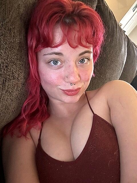 Stacked Babe Redhead Abby Shows Off Her Round Ass In A Sexy Compilation Amateur, Chubby, Curvy, Redhead, Thick