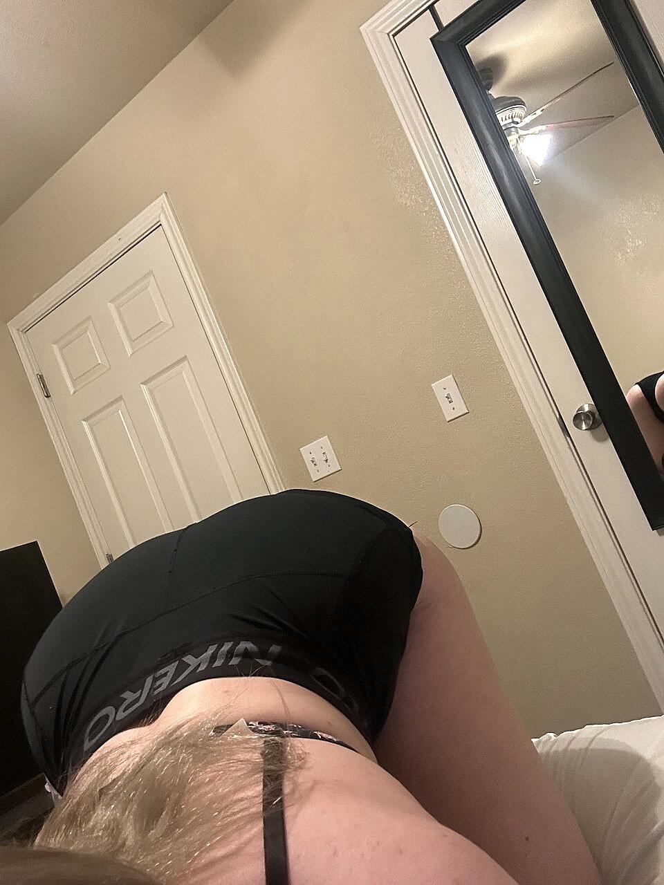 Chubby Cam Babe Kayla Bumsy Flaunts Her Big Ass Wearing Booty Shorts Amateur, Bbw, Chubby, Curvy, Thick