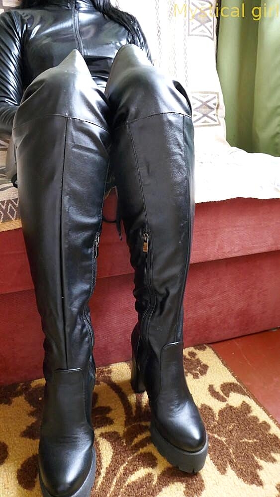 Amateur Model Poses In A Full Body Leather Outfit And Dark Sunglasses Boots, Clothed, Fetish, Glasses, Leather