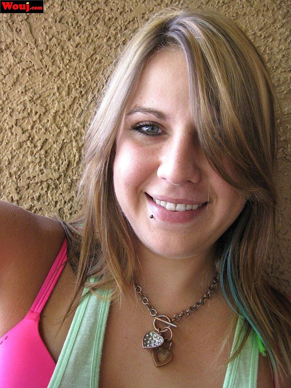 Wouj Wouj Amateur, Beautiful, Face, Petite, Shorts