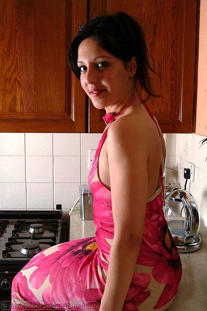 Brunette Amateur With Small Boobs Nicole Toys Her Sweet Muff In The Kitchen Amateur, British, Clothed, European, Pawg