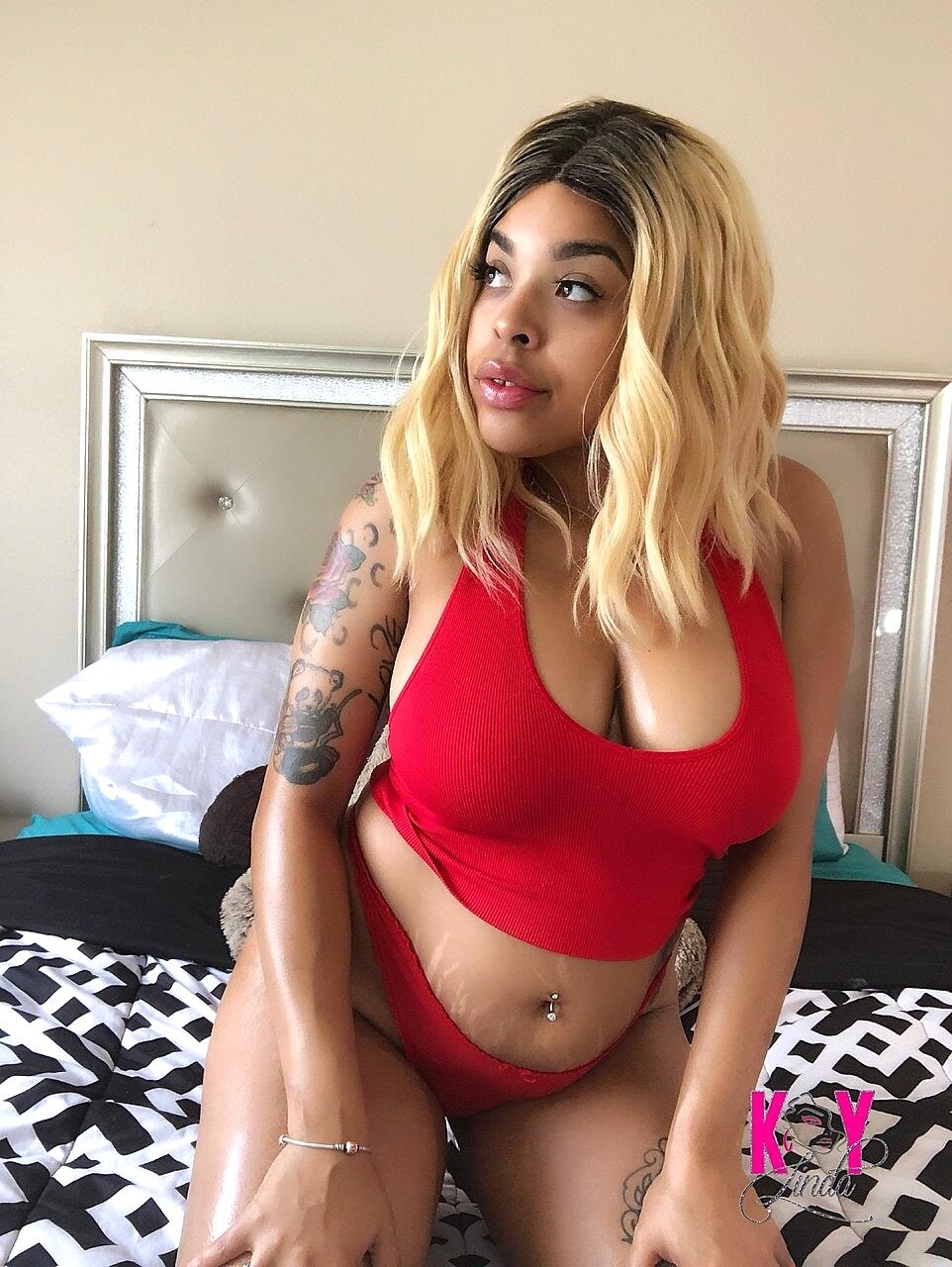 Soykaylinda Modelcentro performed by Soykay Linda Nude Photos
