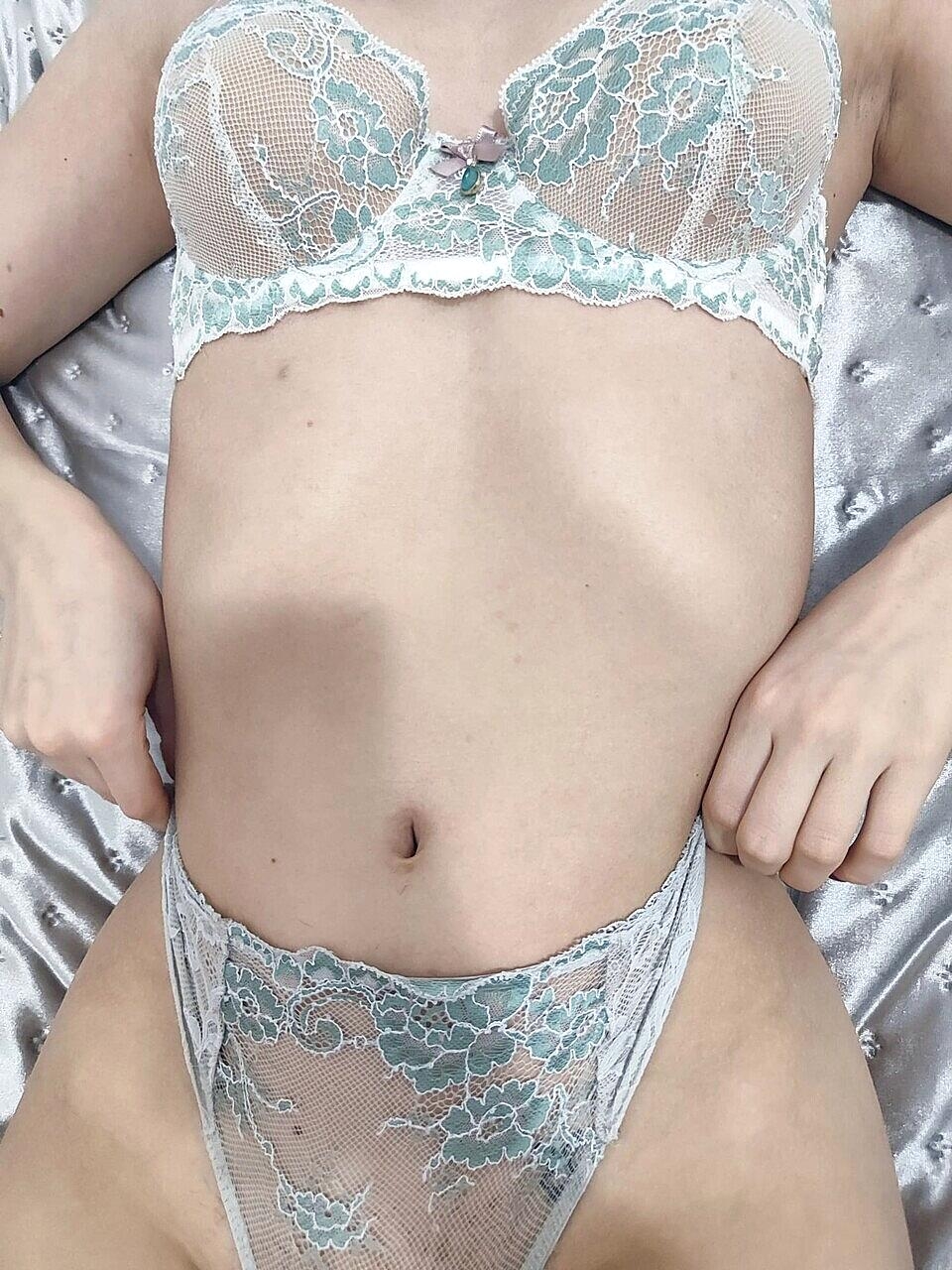 Blonde Babe Sophie Blaze Shows Off Her Curvy Ass Wearing Sexy Panties Amateur, Close-Up, Lingerie, Model, Selfie