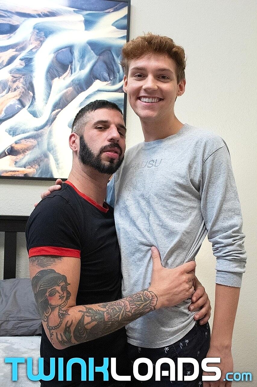 Twink Jack Bailey licking and fucking gay hottie Romeo Davis's hairy asshole