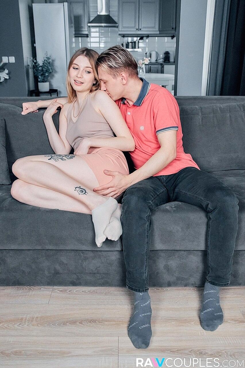 Tall American Kami Yammy gets her pussy boned & her big ass jizzed