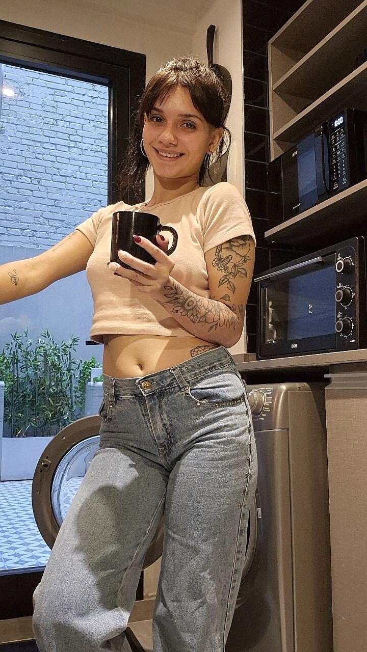 Beautiful Cam Babe Carly Light Shows Her Big Ass Wearing Red Lingerie Amateur, Jeans, Sexy, Solo, Tattoo