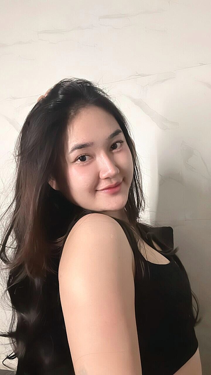 Petite Asian Teen Lotus Huahang Flaunts Her Big Bum And Natural Tits Asian, Bbw, Chubby, Curvy, Thai